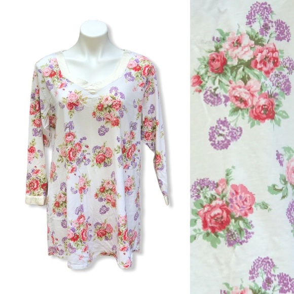 Victoria’s Secret Gold Label Floral Sleep Shirt S